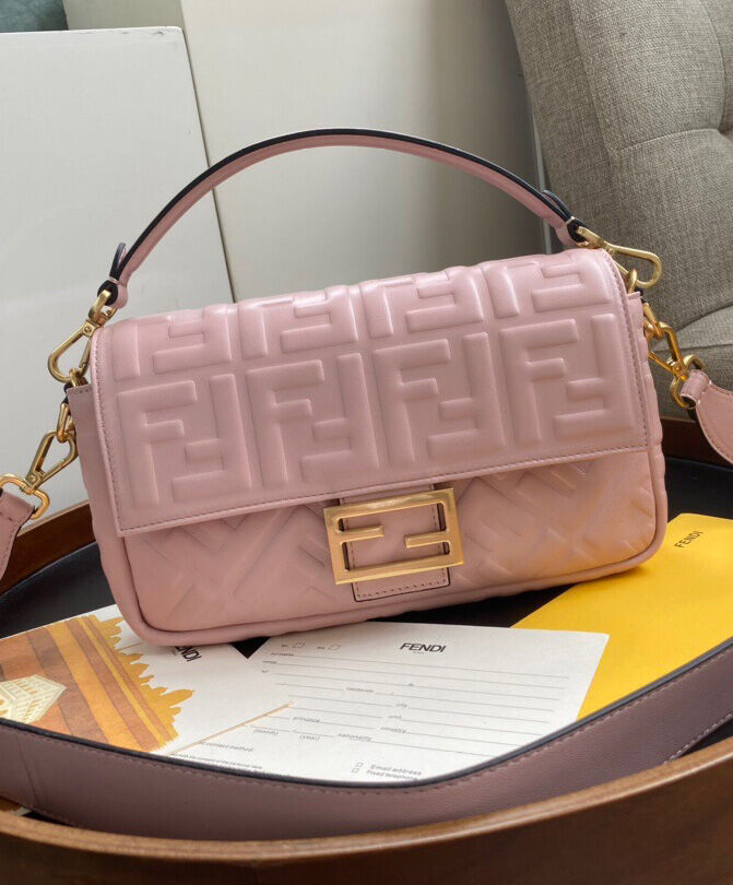 Fendi Baguette Leather Bag 8BR600 Pink